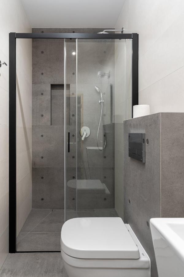 Boutique Hotel Rabbit Hole Kielce Exterior foto
