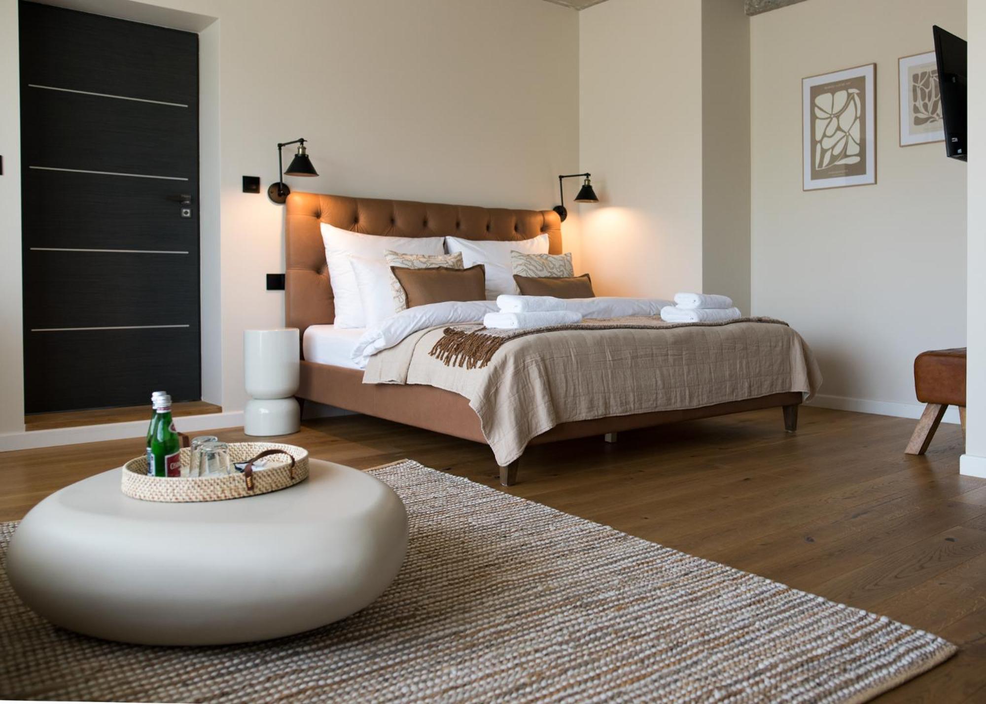 Boutique Hotel Rabbit Hole Kielce Exterior foto